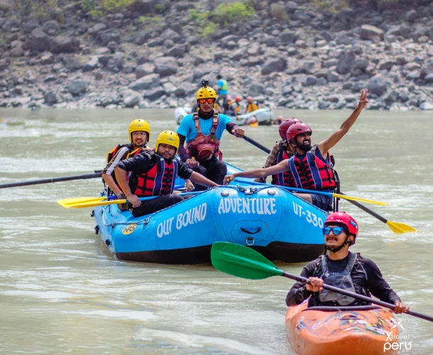 Tackle exciting Class III and IV rapids in your raft. The teamwork and euphoria of conquering the white waters of the Apurímac River on this 3-day journey.