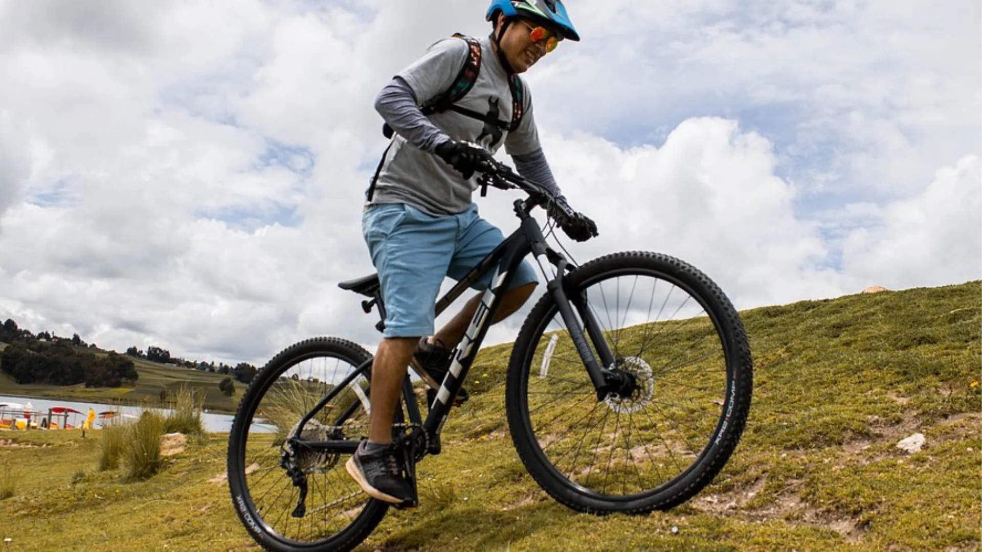Tour Valle Sagrado VIP 1 Día desde Cusco – Experiencia Exclusiva por los Mejores Sitios Incas - XTravel Perú