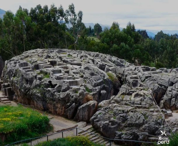 Un viaje al pasado inca. Recorre los templos, calles y fortalezas de Cusco en un tour que te conecta con la grandeza de los Andes. ¡Imperdible!