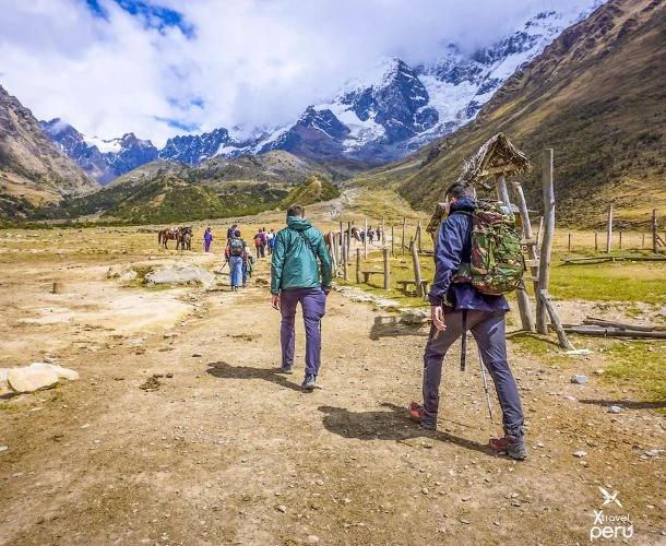 Camping mágico en Soraypampa + trekking a la Laguna Humantay. Naturaleza extrema, paisajes soñados y estrellas como nunca antes. ¡Solo para aventureros de verdad!