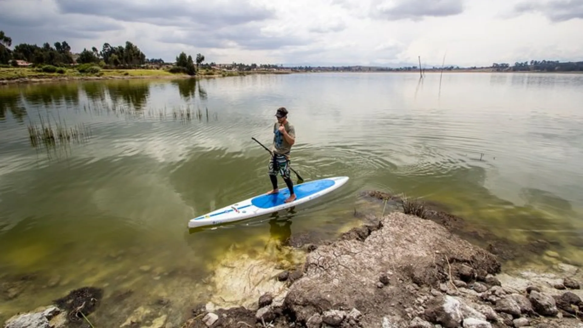 Stand Up Paddle Cusco – Half Day Tour at Huaypo Lagoon - XTravel Peru
