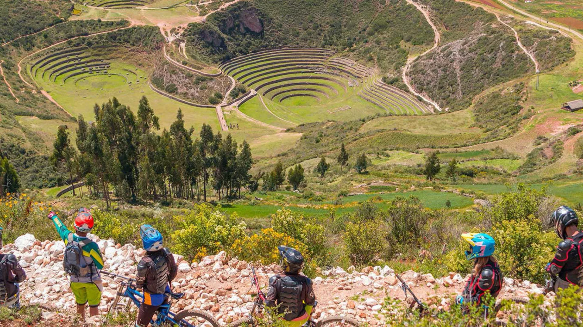 Tour Valle Sagrado VIP 1 Día desde Cusco – Experiencia Exclusiva por los Mejores Sitios Incas - XTravel Perú