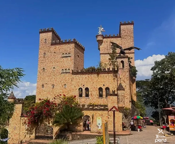 From Tarapoto to a fantasy world: Lamas Castle awaits you with art, history, and culture alive within its walls.
