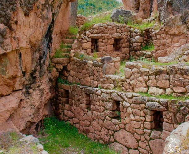 Discover the magic of Cusco by walking among the terraces, canals, and enigmatic temples in Inkilltambo.