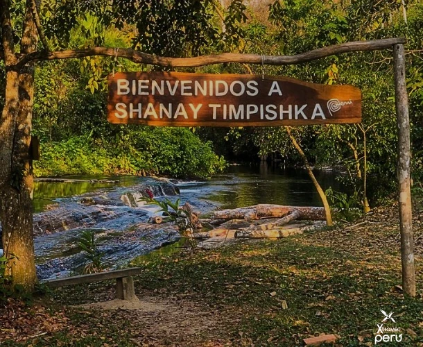 Mayantuyacu invites you to experience a spiritual journey amidst the mists of the jungle, the legendary boiling river, and the idyllic setting of the jungle.