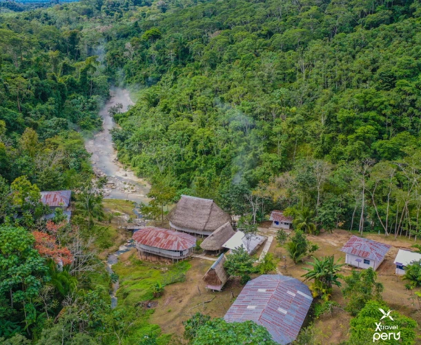 Feel the warmth of the Earth in Mayantuyacu: hot springs, virgin rainforest, and a living portal to the Amazonian spiritual world.