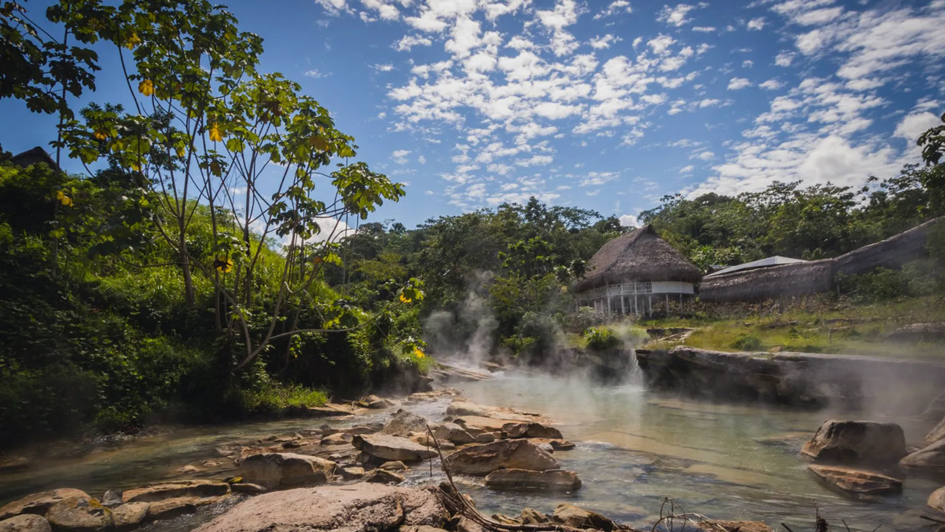 Tour Mayantuyacu Río Hirviente – Naturaleza, Energía y Sabiduría Amazónica - XTravel Perú