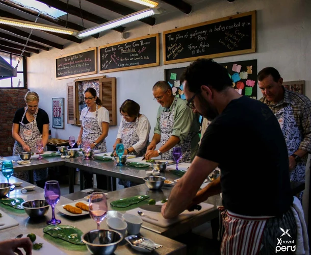 Learn to cook like a Peruvian and enjoy a lunch full of tradition and flavor.