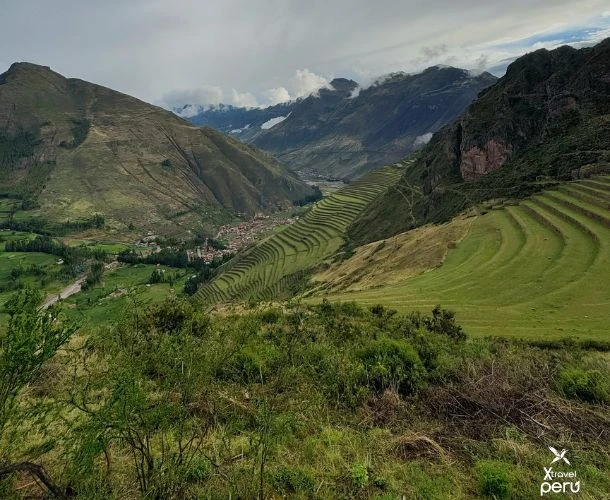 Descubre el Valle Sagrado en modo VIP: cultura inca, paisajes únicos y atención exclusiva en un recorrido inolvidable.