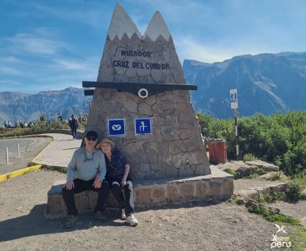 Discover the soul of Colca: extreme nature, starry nights, and villages that preserve their ancestral heritage.