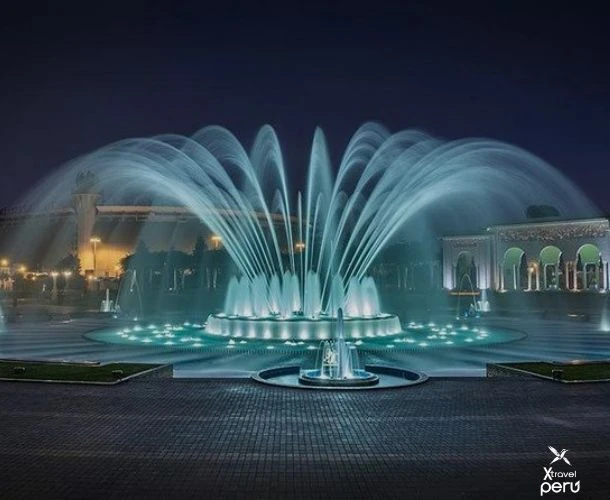 Discover Lima from its roots: colonial plazas, ancient huacas, and flavors that tell a story.