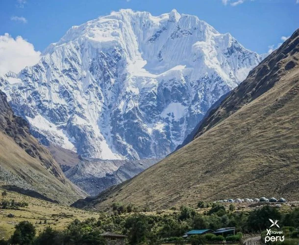 Challenge the height of Salkantay and conquer the adventure to the lost city of the Incas.
