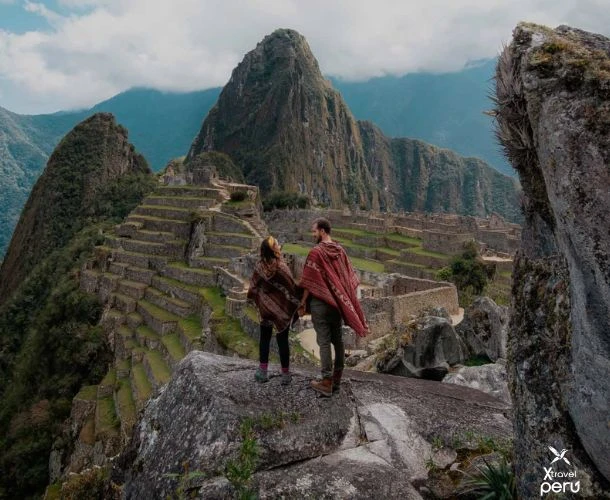 Explora Perú con estilo: historia, paisajes y confort se unen para crear una experiencia inolvidable de 7 días.