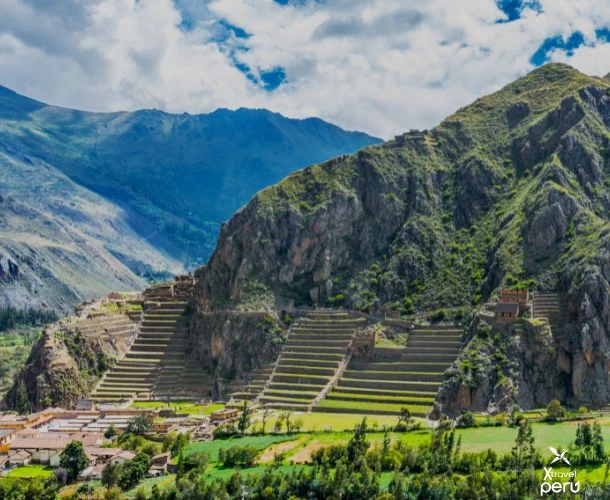 Despierta entre montañas sagradas, saborea alta gastronomía y siente el espíritu inca en cada destino.