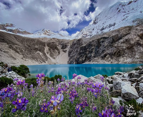 Descubre Laguna 69 y Llanganuco: una aventura épica entre montañas nevadas, aguas turquesas y senderos inolvidables en Huaraz.