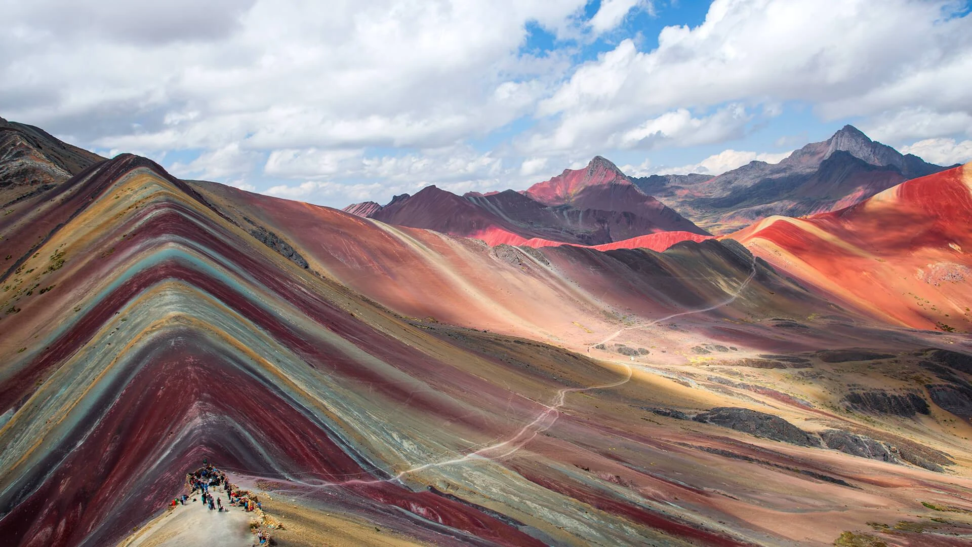 Tour Montaña de 7 Colores – Segundo Turno de Caminata - XTravel Perú